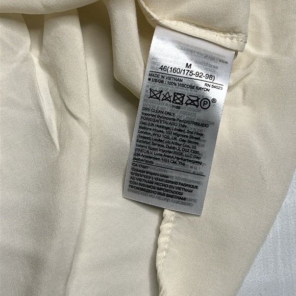 Banana Republic Tank Top - Picture 11 of 11